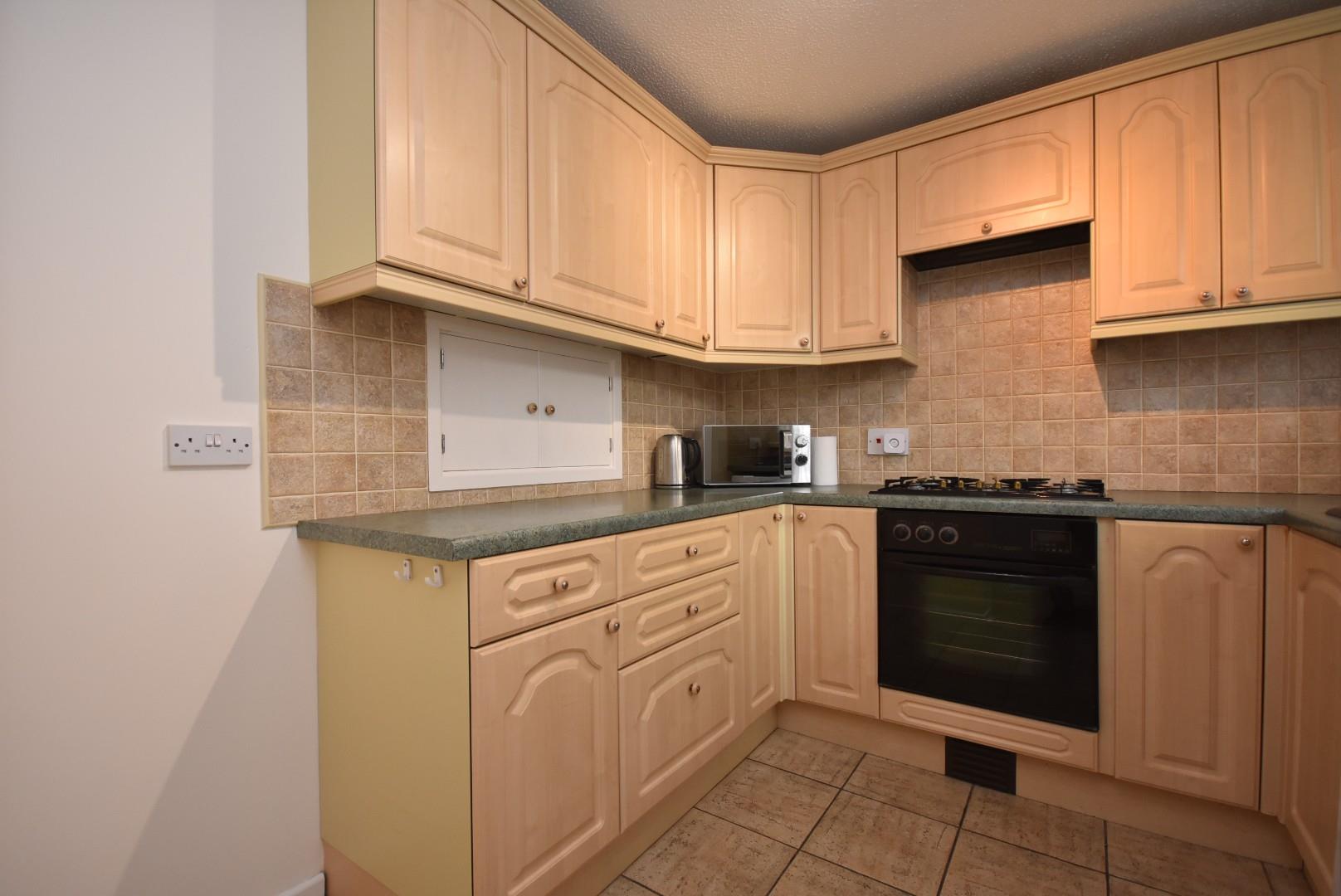 17 Woodham Park, Barry, CF62 8JF